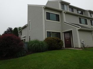 1003 Freedom Cir, Harleysville, PA 19438