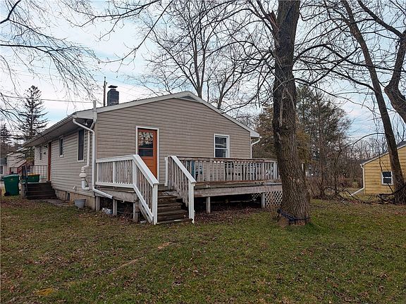3rd image of 87 Beartown Rd