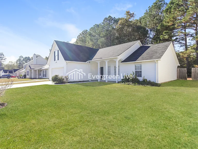 240 Turning Leaf Dr — Photo 2