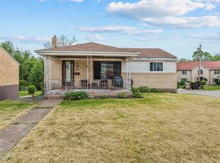 3661 Longview Dr, Homestead, PA