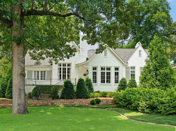 124 Windsor Dr, Homewood, AL 35209