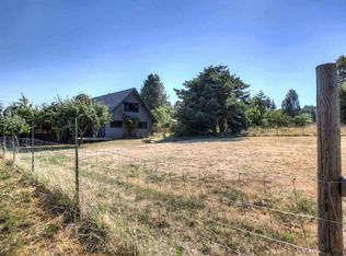 1233 W Hills Rd, Philomath, OR 97370