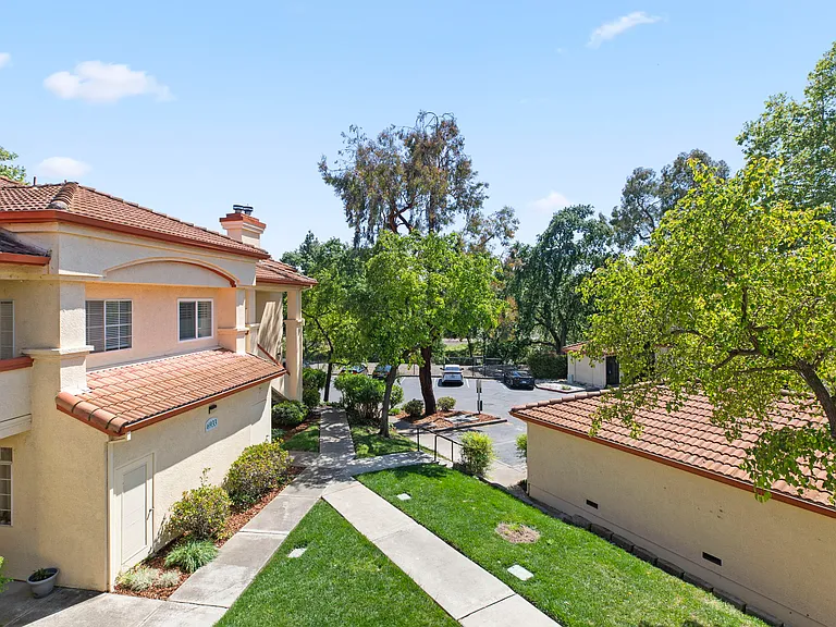 6967 Stagecoach Rd #G — Photo 43