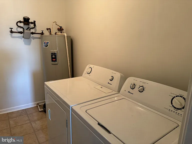 632 Palmer Ln #B — Photo 18