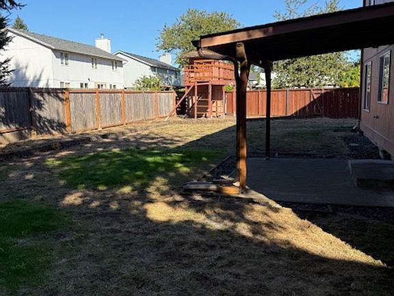 2nd image of 13000 NE 91st Cir
