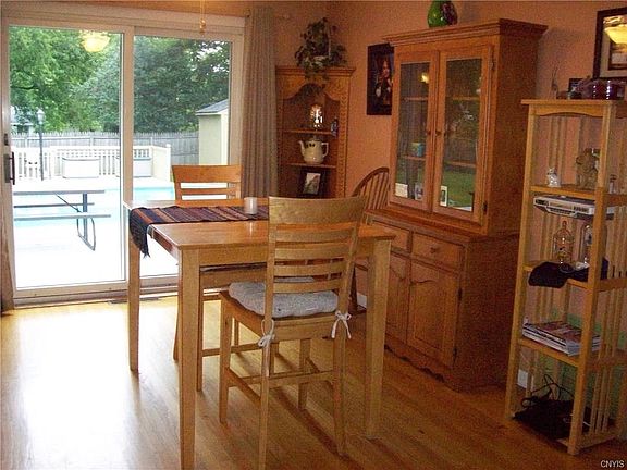 3rd image of 8228 Eden Ln