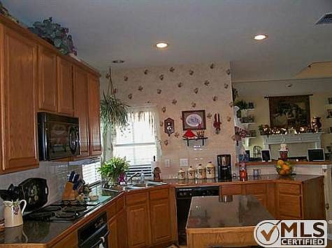 5th image of 5204 Raincrest Dr