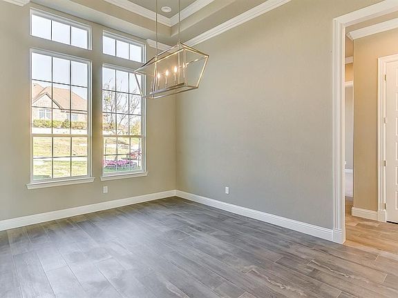 3rd image of 10713 Alta Sierra Dr