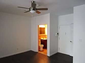 Rented by Easy Rental LLC