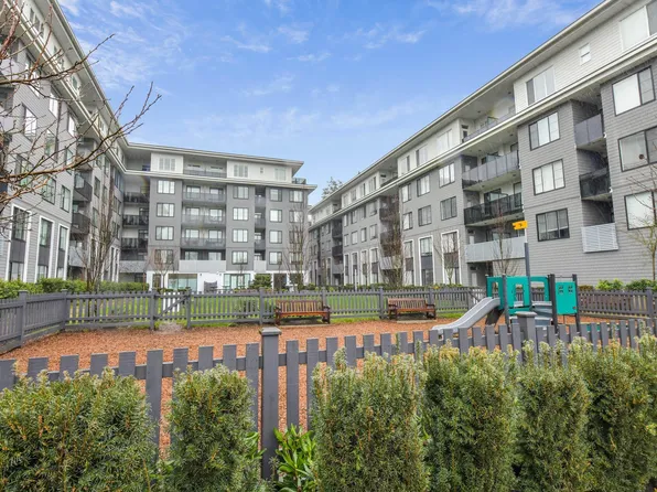 15835 85th Ave #308, Surrey, BC V4N 6W6