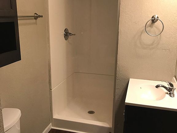 5th image of 1224 Ohio St APT 3