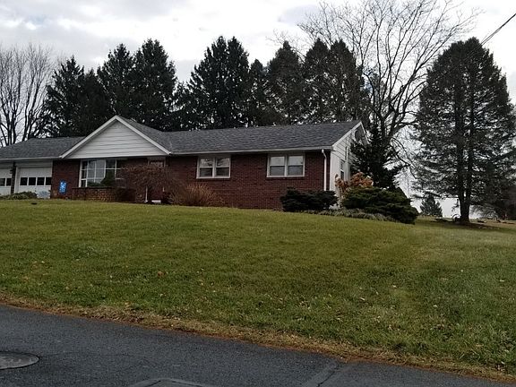 2nd image of 2924 John St