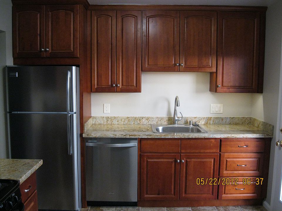 2nd image of 2440 Evergreen Dr