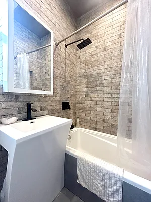 Rented by Pear NYC LLC | media 10