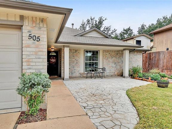 3rd image of 505 Deercreek Ln