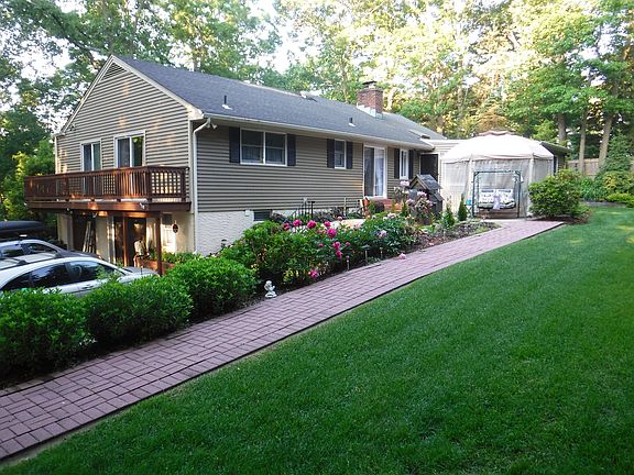 2nd image of 21 Timber Ln