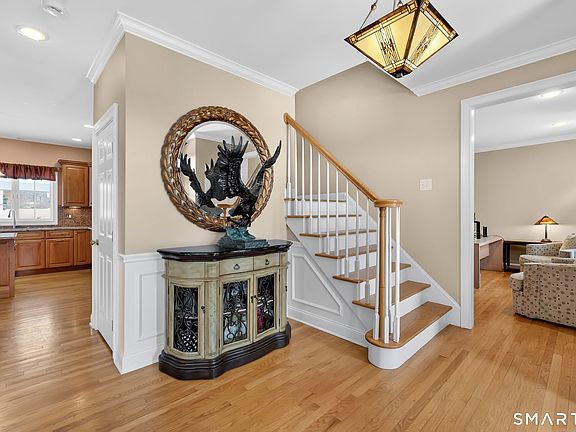 4th image of 65 Trailside Drive