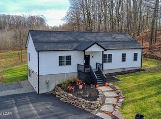 131 Hidden Valley Dr, Lake Ariel, PA 18436