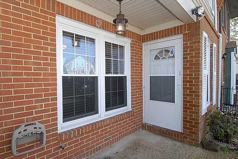 1st image of 3875 Buchanan Dr
