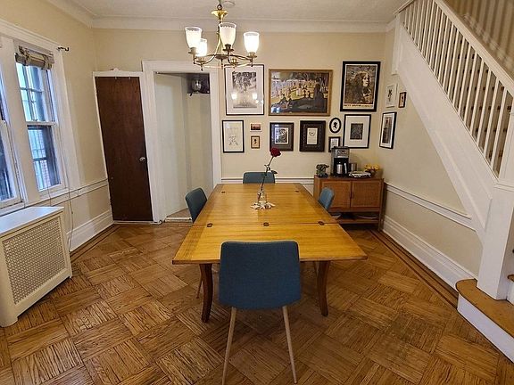 3rd image of 190 Sullivan Pl #1