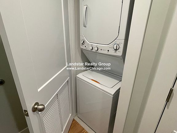 5th image of 2047 S Hoey St #2RS