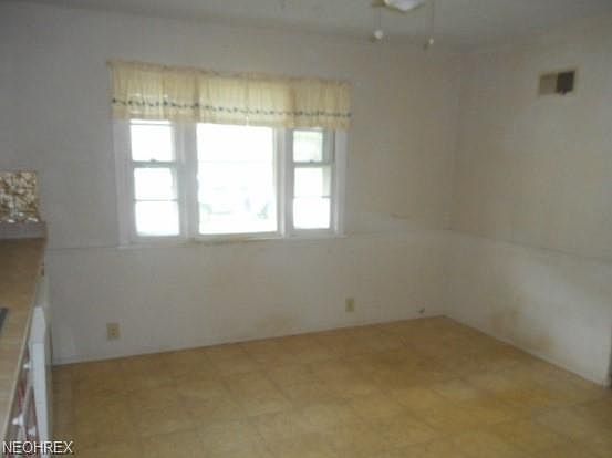 4th image of 961 Valley Blvd