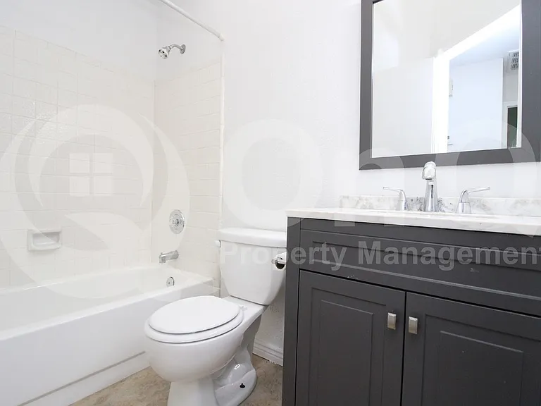 3453 N Seneca Ct — Photo 14