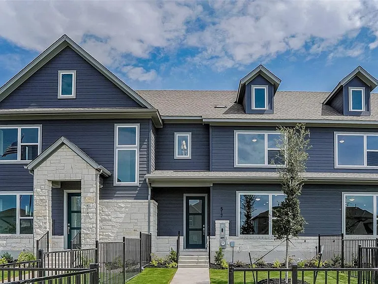 517 Emory Crossing Blvd — Photo 4