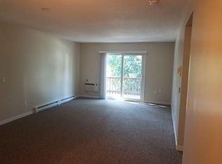 5 Apple Valley Pkwy APT 9, Smithfield, RI 02828