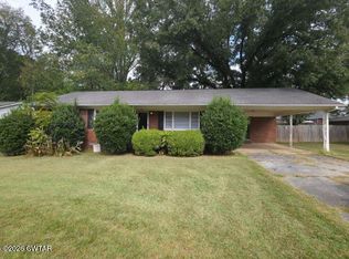 85 Charjean Dr, Jackson, TN 38305