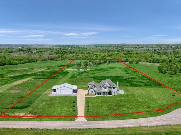 565 Oasis Dr, Denison, TX 75020