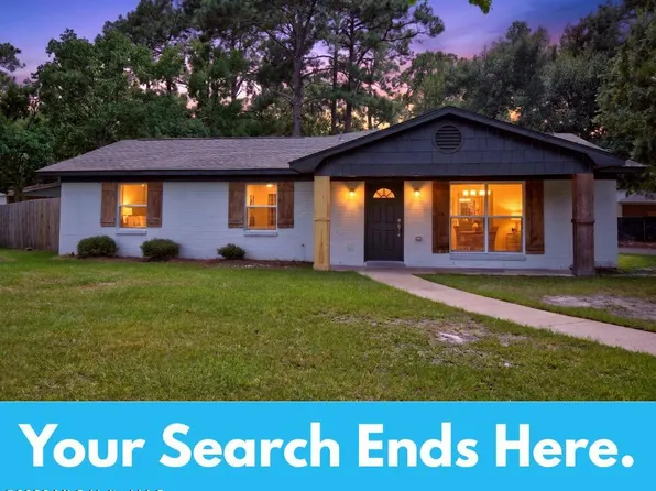 2301 Camino Grande St, Gautier, MS 39553