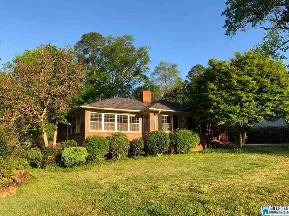 104 Lake Dr, Birmingham, AL 35213