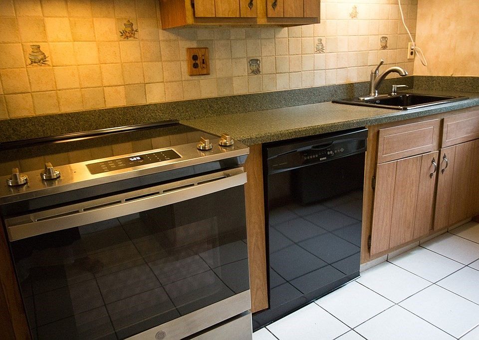 Barnside Condominiums Taunton, MA Zillow