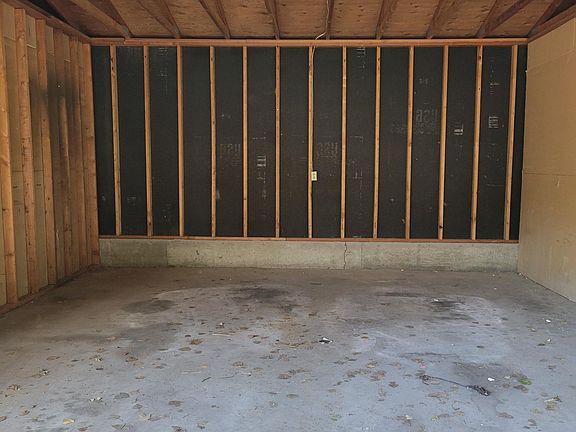 4th image of 675 Hansen Ave #2