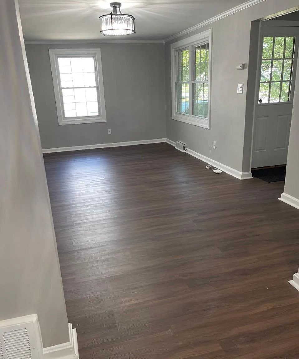 66 Woodridge Ave — Photo 2