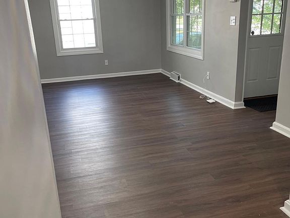 2nd image of 66 Woodridge Ave