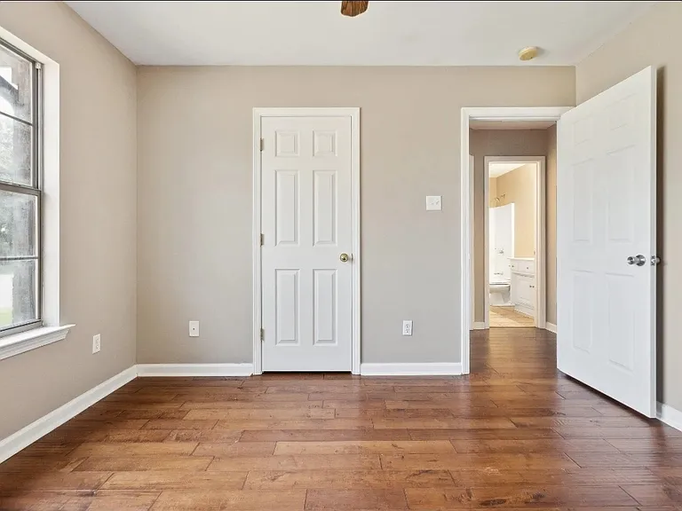 9732 Acorn Cv — Photo 9