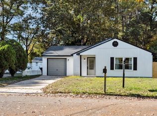 202 Jefferys Dr, Newport News, VA 23601