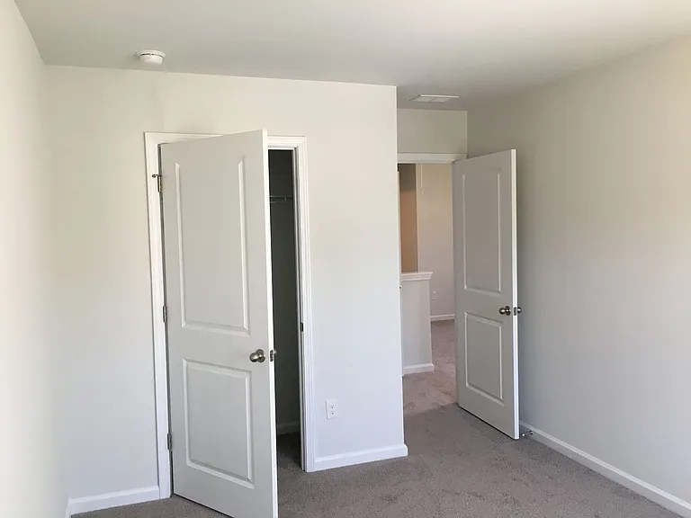 9801 Sickle Dr — Photo 11