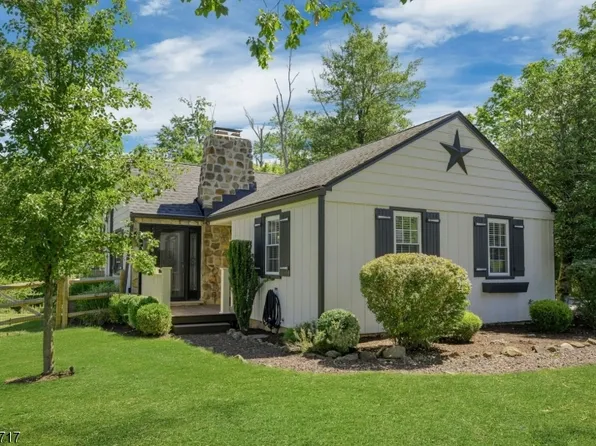 215 Mountainview Rd, Warren Twp., NJ 07059