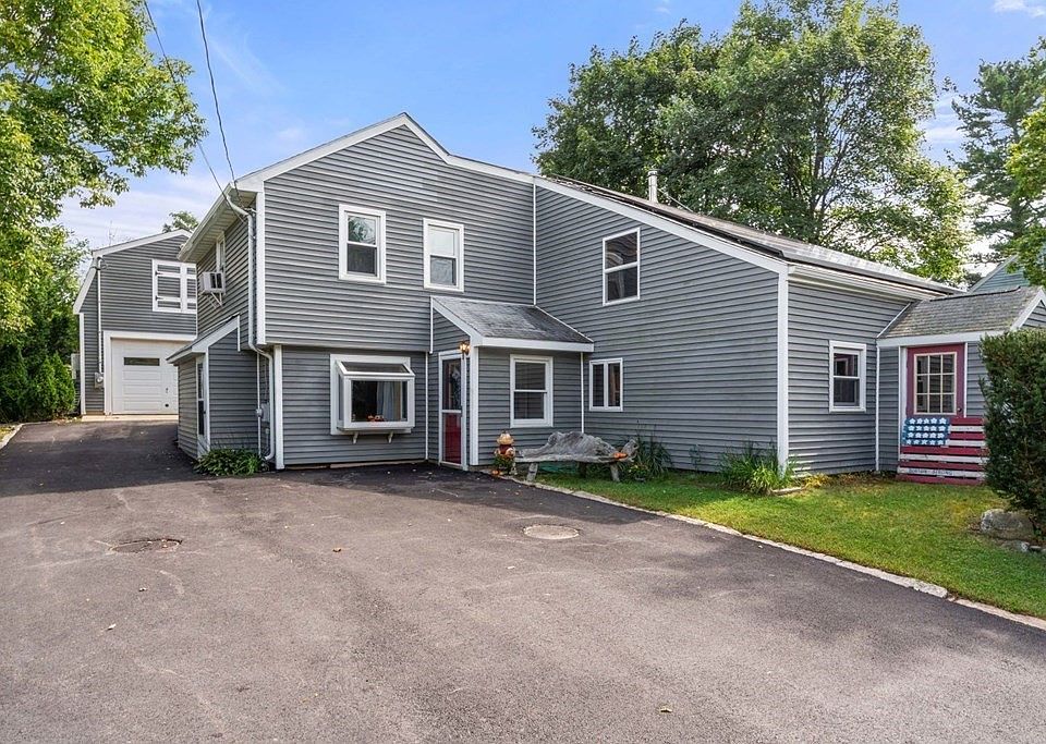 194 Oak St, Foxboro, MA 02035 Zillow
