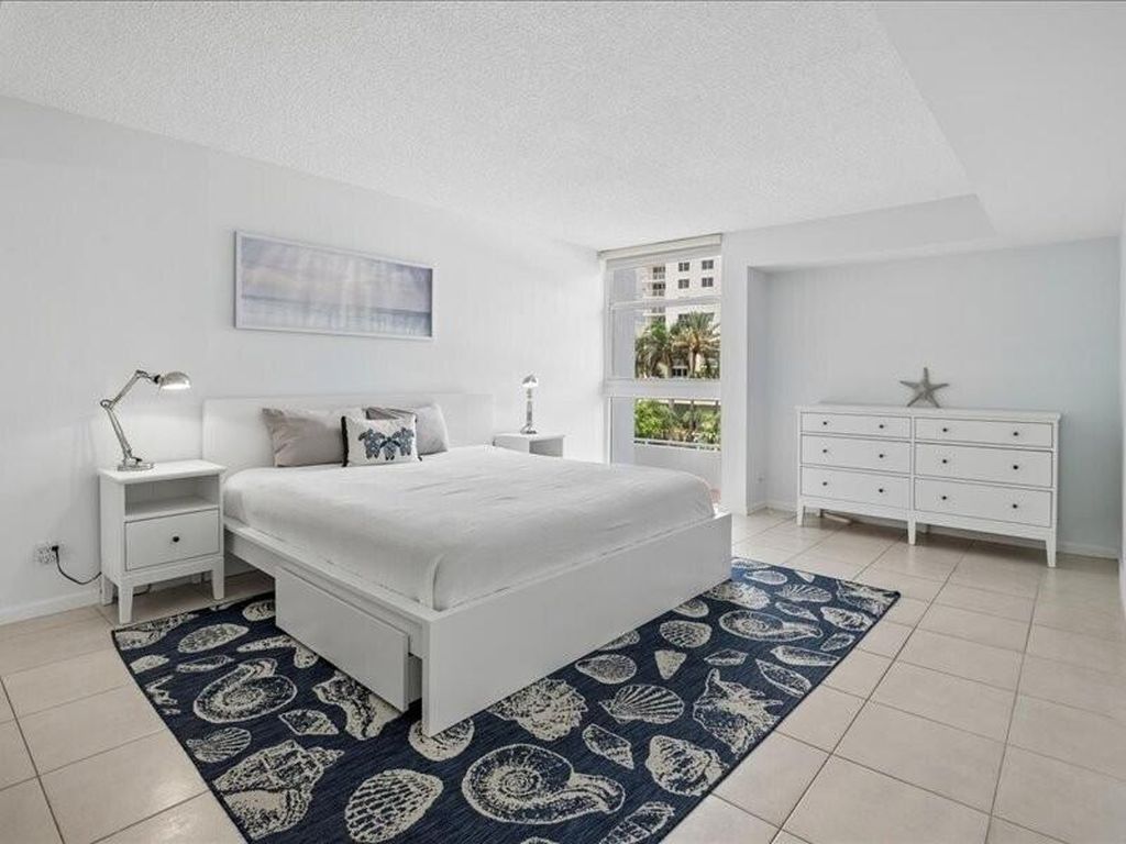 1370 S OCEAN Boulevard #305, photo 9