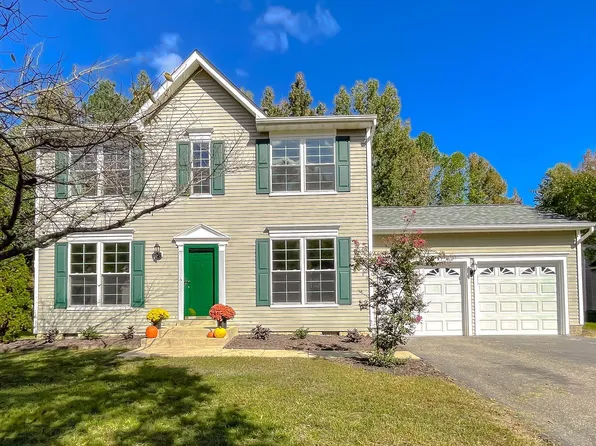 2138 Cedar Tree Ln, Waldorf, MD 20601