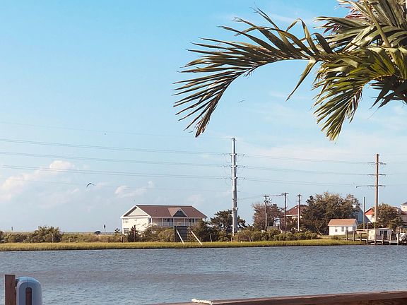 5th image of 6206 Marsh Island Dr #9