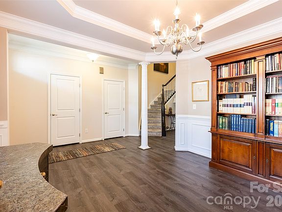 4th image of 1123 Inn Keepers Way