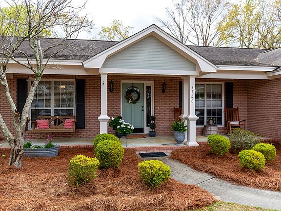 2nd image of 3726 Creekwood Dr