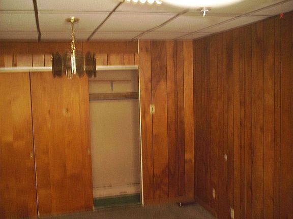 4th image of 311 Jefferson Ave