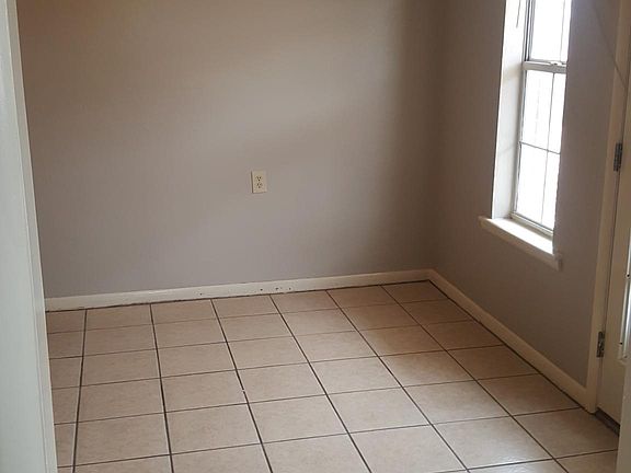 2nd image of 1600 Kirkland Dr APT B