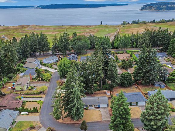 4th image of 5402 97th Avenue Ct W